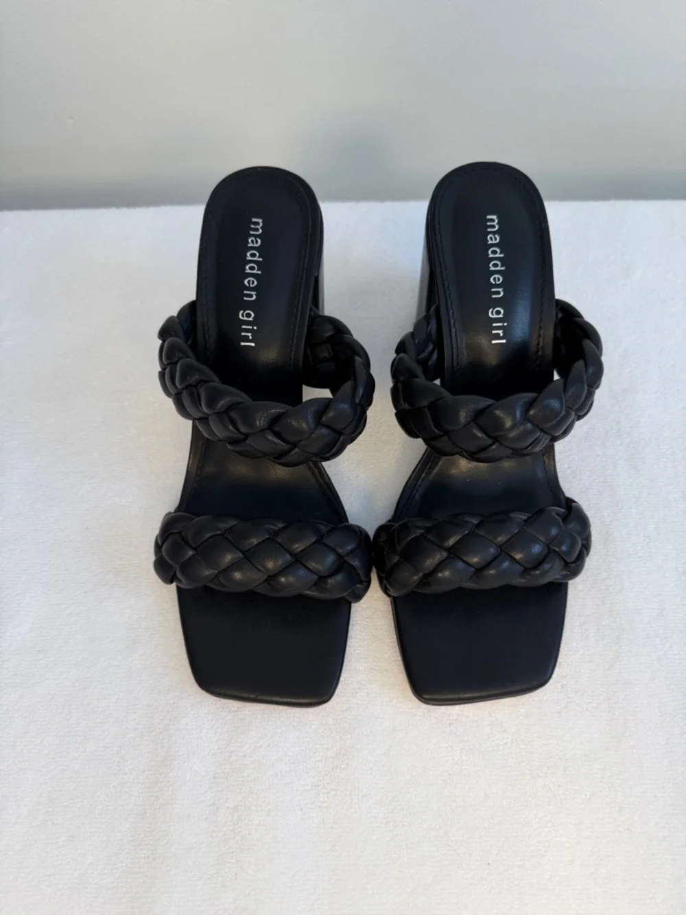 Madden Girl Black Braided Mule Heels Square Toe Double Strap Block Heel Size 7.5 - Picture 2 of 5